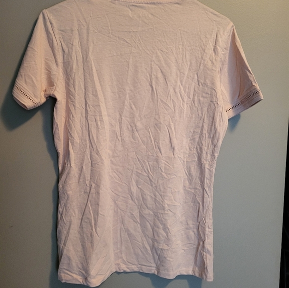 Guess T-shirt Size Medium - Picture 3 of 5